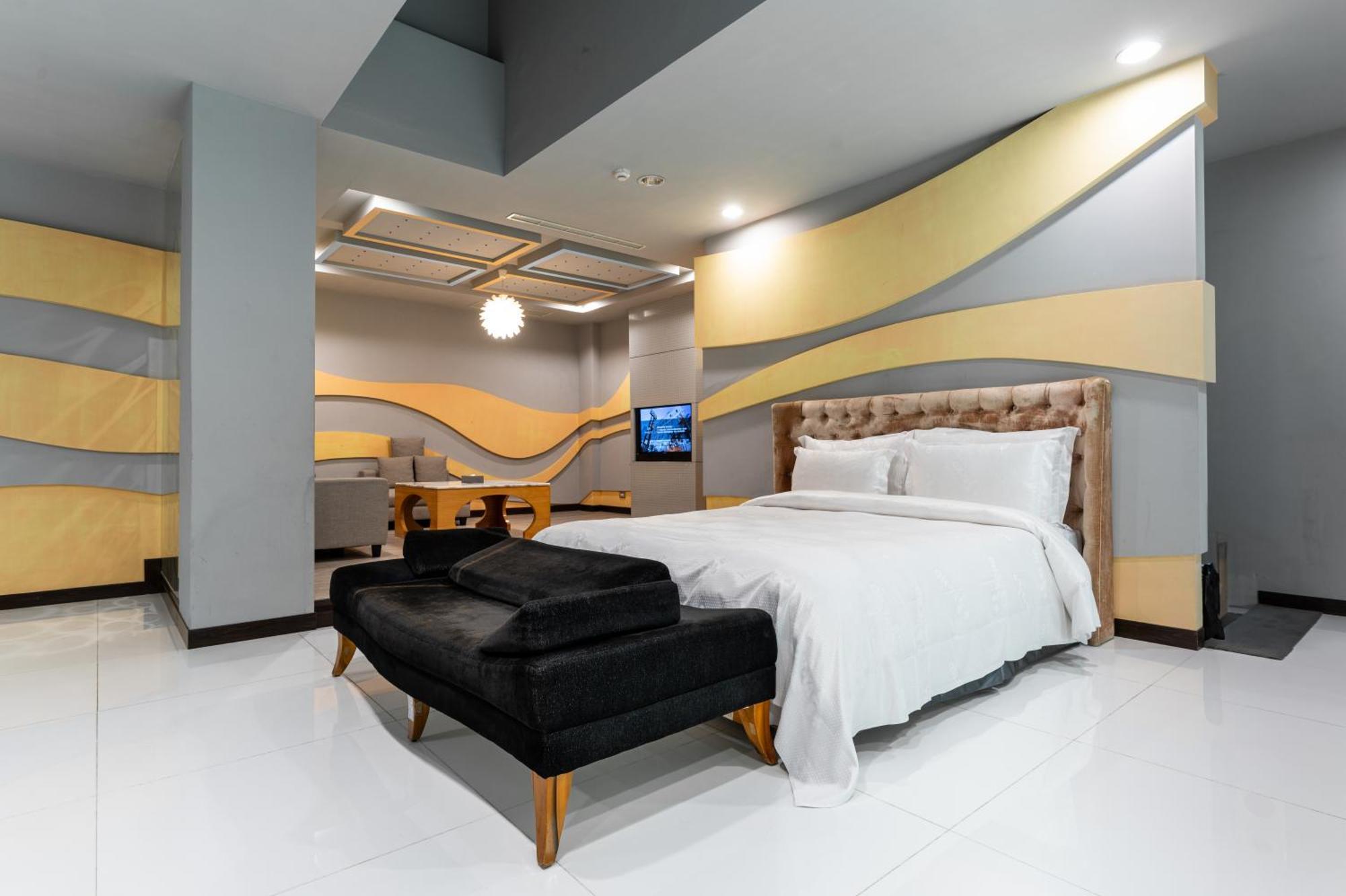 Ohya Chain Boutique Motel-Quận Tân Doanh Ngoại thất bức ảnh