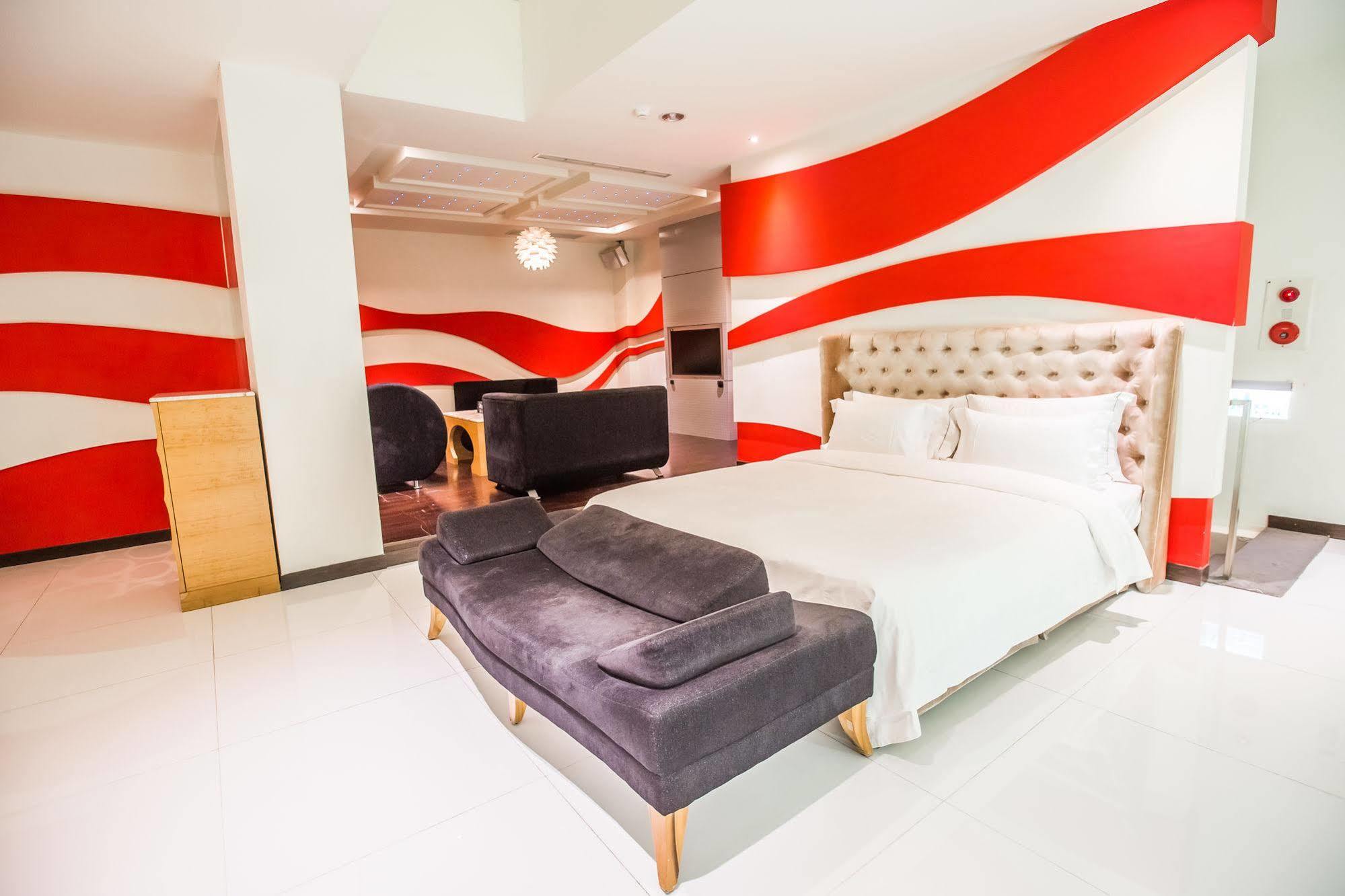 Ohya Chain Boutique Motel-Quận Tân Doanh Ngoại thất bức ảnh