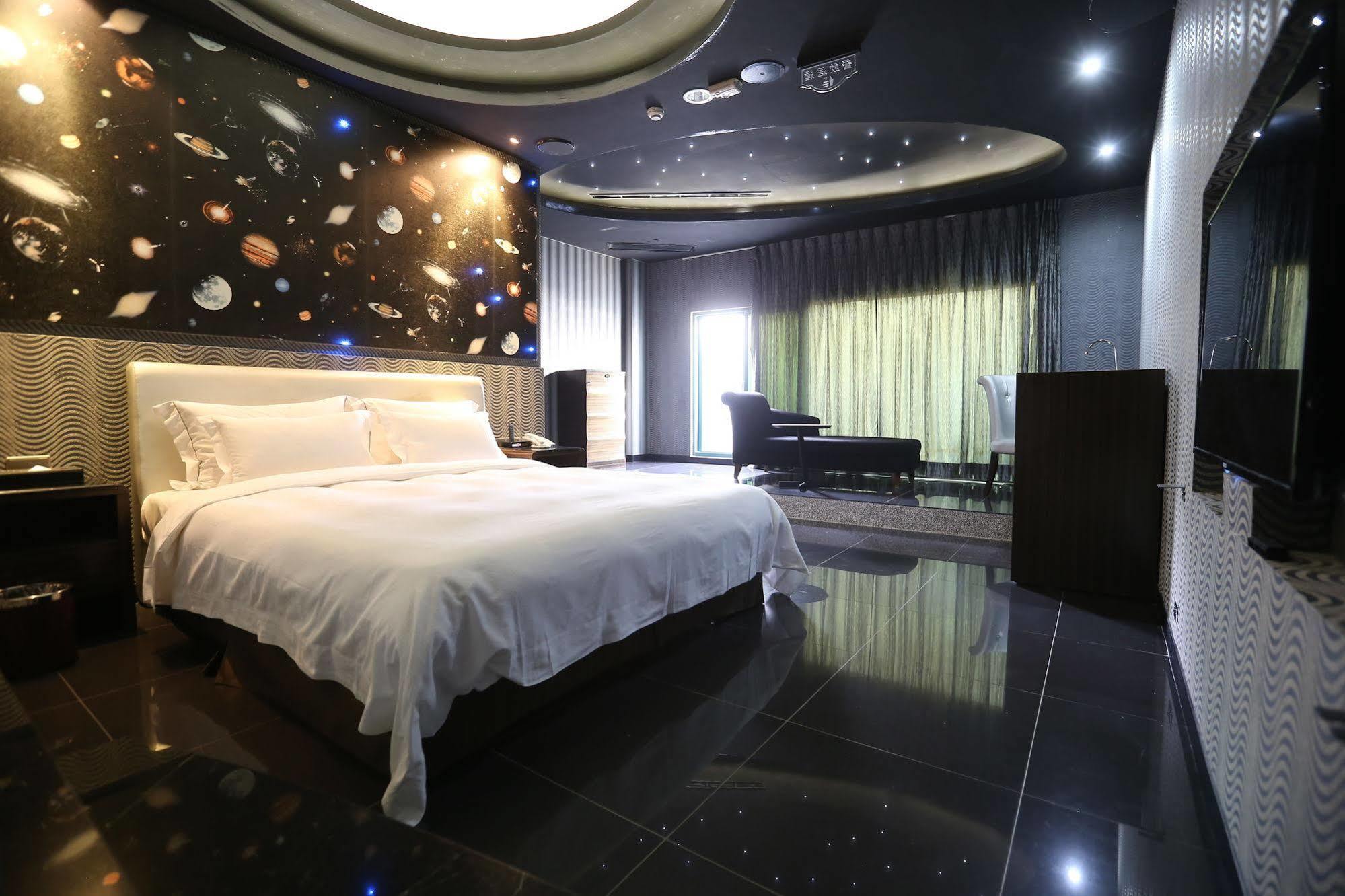 Ohya Chain Boutique Motel-Quận Tân Doanh Ngoại thất bức ảnh